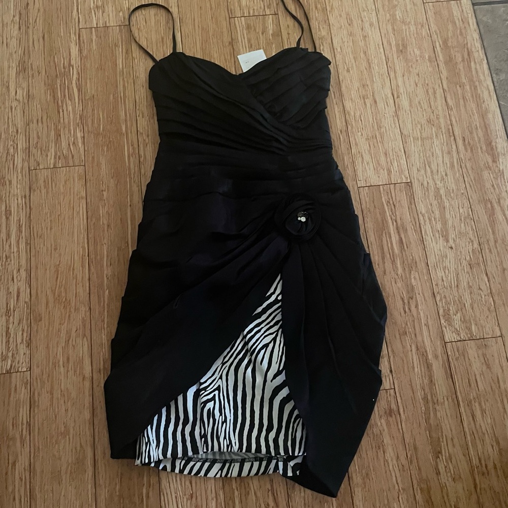 Formal dress. Black/Zebra size 2
